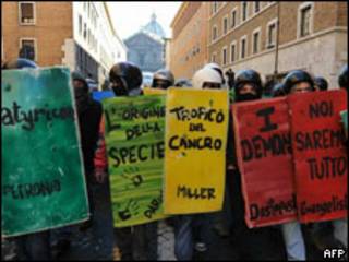 Jovens protestam em Roma
