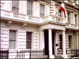 په لندن کې د ایران سفارت