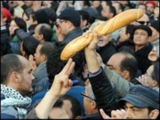 unjuk rasa di tunisia