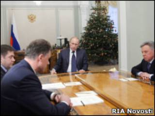 Владимир Путин проводит совещание по энергоснабжению Московской области 1 января 2011 г.