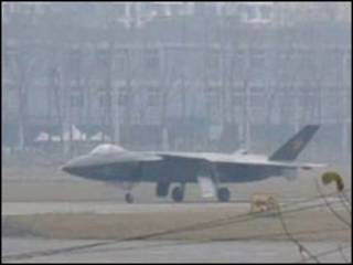 中國非官方軍事網站最近流傳的中國第五代殲擊機「殲20」(J-20)