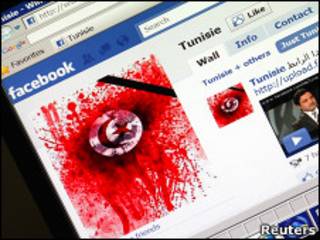 Страница в Facebook, посвященная протестам в Тунисе