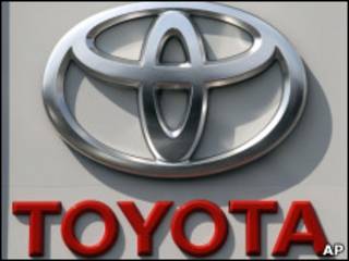 Эмблема Toyota
