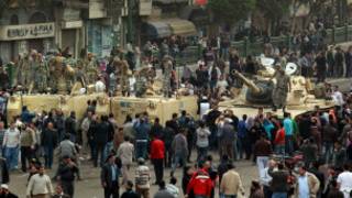 دبابات الجيش في ميدان التحرير