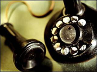 Un antiguo teléfono