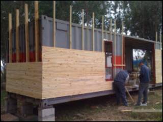Casas feitas de containers