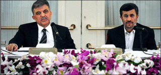 احمدی نژاد و گل