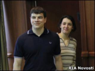 Никита Тихонов и Евгения Хасис в Мосгорсуде