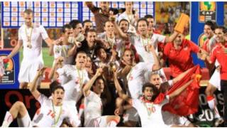 tunisians celebrating