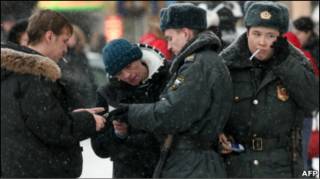 У Росії поліція вже кілька місяців
