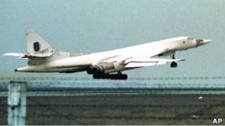 Российский стратегический бомбардировщик Ту-160