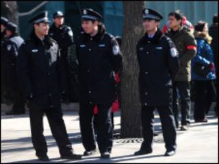 Policiais chineses