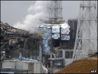 福島第一核電站三號和四號機組受損嚴重(16/03/2011)