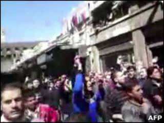 Manifestações contra governo na Síria