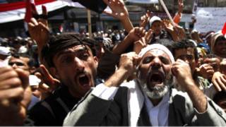 از زمان آغاز تظاهرات ضد دولتی در یمن بیش از یکصد نفر جان خود را ازدست داده اند