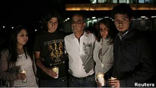 Familiares de Adriana Morlett, desaparecida.
