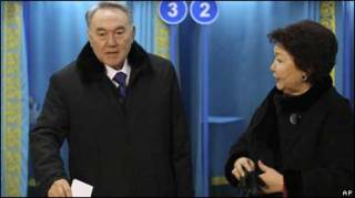Нурсултан Назарбаєв