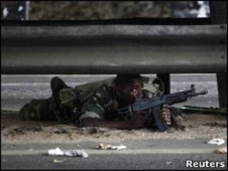 Soldado leal a Ouattara