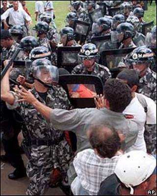 tropa de choque (imagem de arquivo/AP)