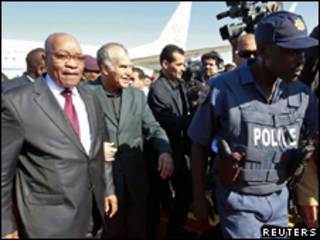 Jacob Zuma em Trípoli em abril