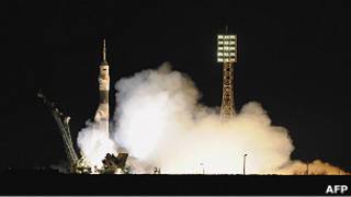 Старт ракетоносителя Союз ТМА-21