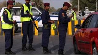 موت معتقلين في البحرين
