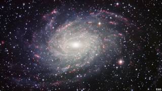 Спиральная галактика NGC 6744