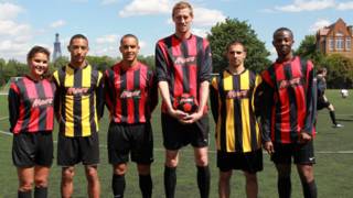 Peter Crouch dan Theo Walcott