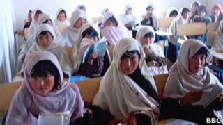 دختران دانش آموز، عکس آرشیوی