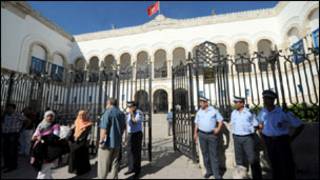 دادگاه تونس