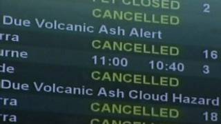 Табло с отмененными рейсами в аэропорту Сиднея