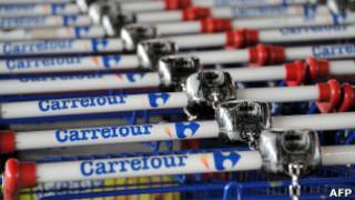 Carrinhos do Carrefour (Foto: AFP)