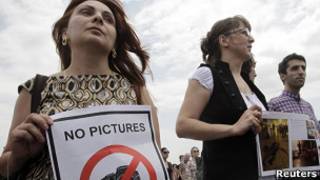 Грузинские журналисты на акции протеста