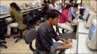 Cà phê internet ở Hà Nội