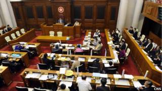 香港立法會審議財政預算案(中新社圖片14/4/2011)