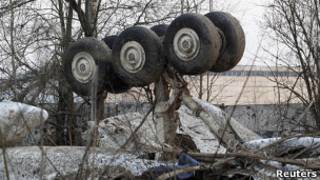 Обломки Ту-154 под Смоленском