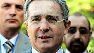 Álvaro Uribe | Foto: AFP