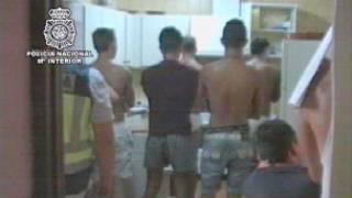 Detenção da primeira quadrilha de prostituição masculina na Espanha, em 2010.