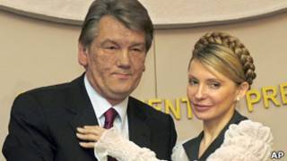 Виктор Ющенко и Юлия Тимошенко в 2005 году