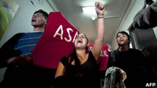 Estudantes chilenos invadem Ministério da Educação. Foto: AFP