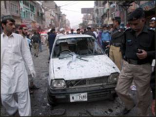 اپریل 2010: پشاور میں دہشت گرد حملہ