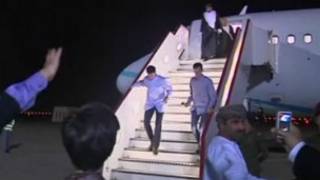 جاشوا فتال و شان باوئر هنگام ورود به عمان