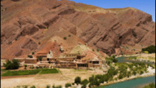 غور