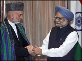 Shugaba Karzai da Pirayim Minista Manmohan Singh