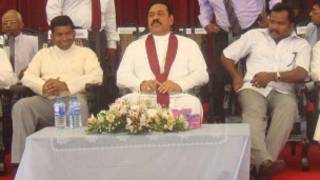 President Rajapaksa (C) with Minister Karuna (R) and Pillayan