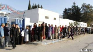Ana ci gaba da kirga kuri'u a Tunisia