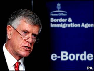 英国边境检查署(UK Border force)署长布罗迪·克拉克(Brodie Clark)去职