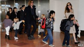 Gia đình Brad Pitt và Angelina Jolie