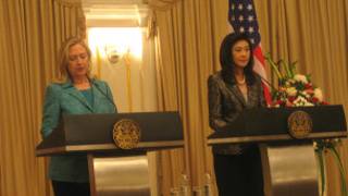 Thủ tướng Yingluck tiếp Ngoại trưởng Mỹ Clinton vào năm ngoái
