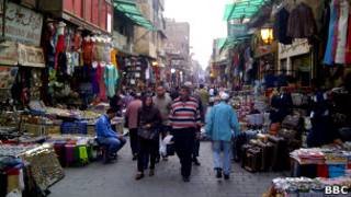 Mercado de Khan Khalili, no Cairo. (Foto: Tariq Saleh/BBC Brasil)